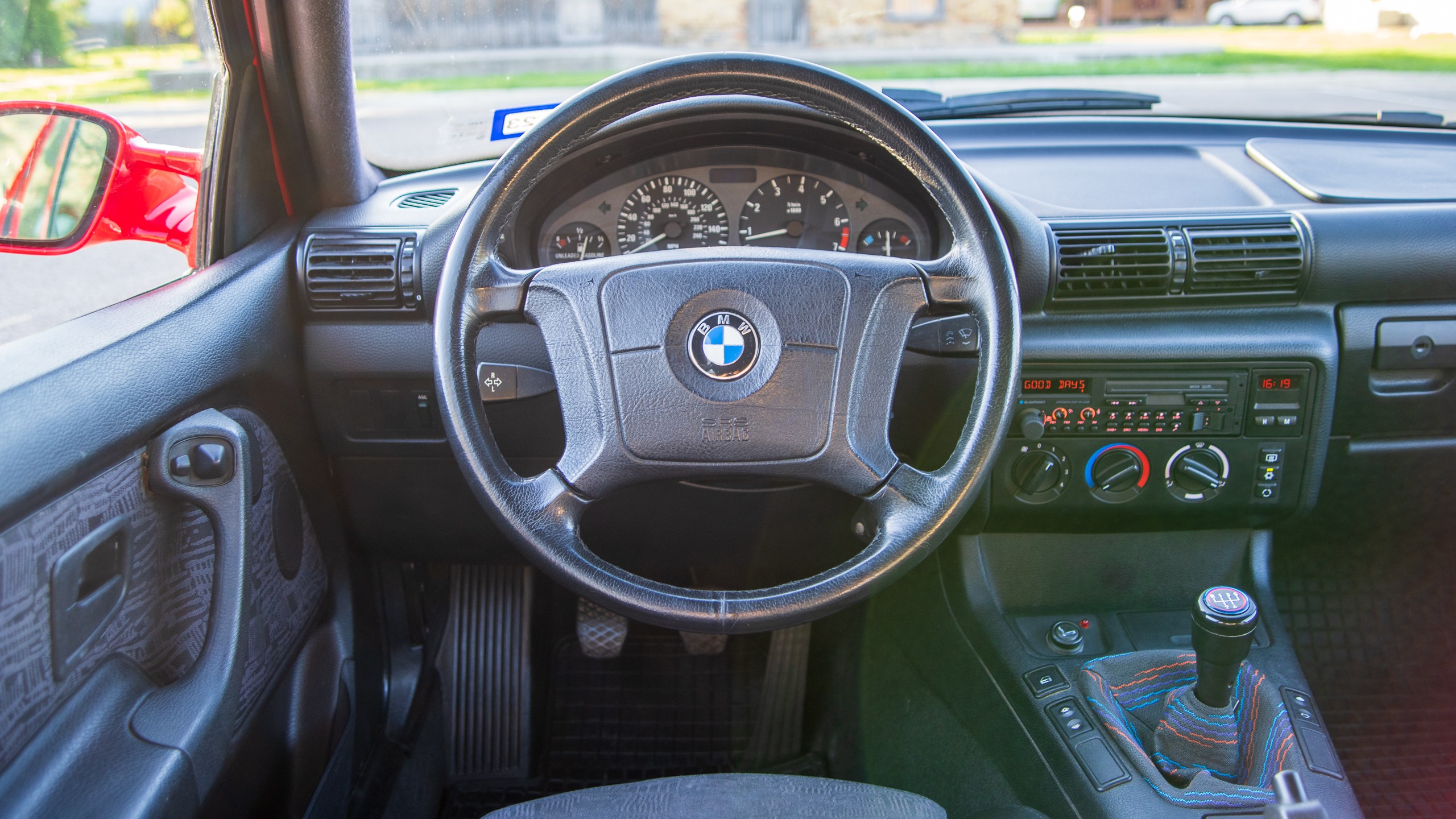 3D printed speaker adapter for BMW 318ti rear speakers